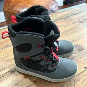 Merrell Snow Bank Winter Boots